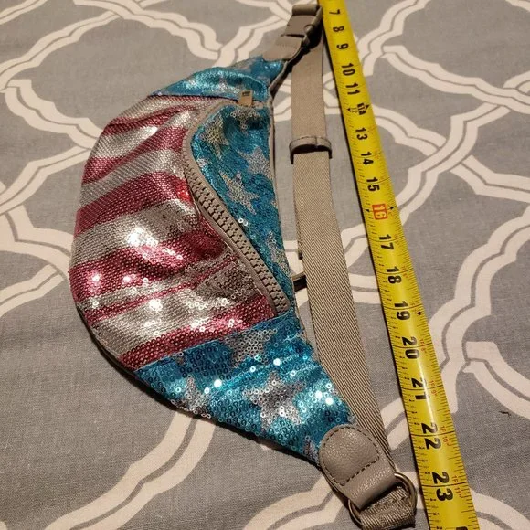 NWOT Juicy Couture Sequined Belt Bag - Picture 3 of 8